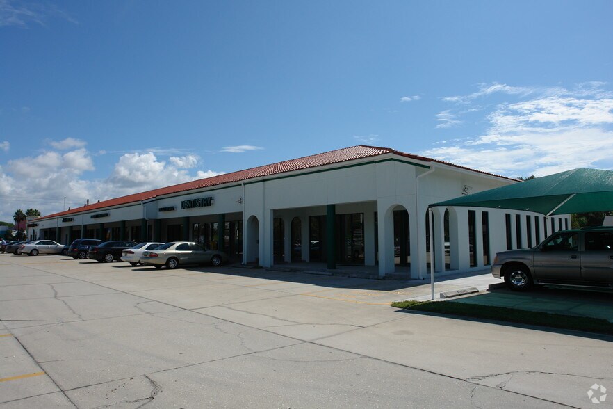More Photos Of 8620 S Tamiami Trl, Sarasota Storefront Retail Office For Lease