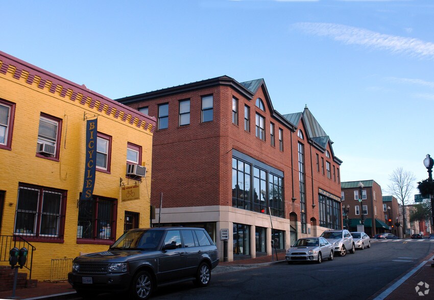 More Photos Of 3300 Cady's Aly NW, Washington Storefront For Lease