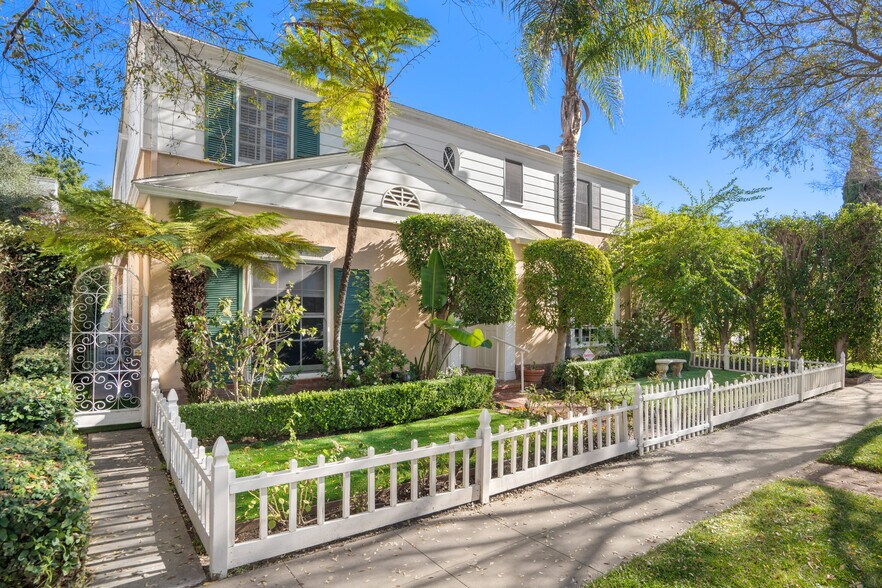 More Photos Of 208 El Camino Dr, Beverly Hills Apartments For Sale