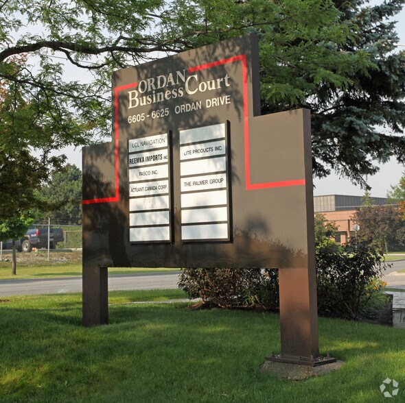 More Photos Of 6605 Ordan Dr, Mississauga Flex For Sale