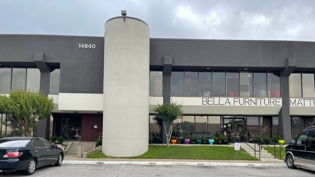 More Photos Of 14802-14850 Venture Dr, Farmers Branch Light Manufacturing For Lease