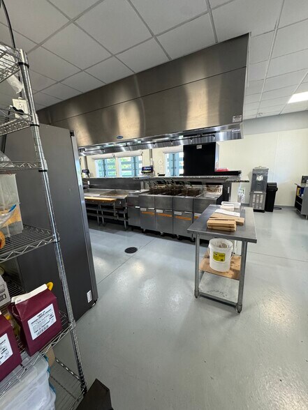 More Photos Of 5095 Day Rd, Lockport General Retail For Sale