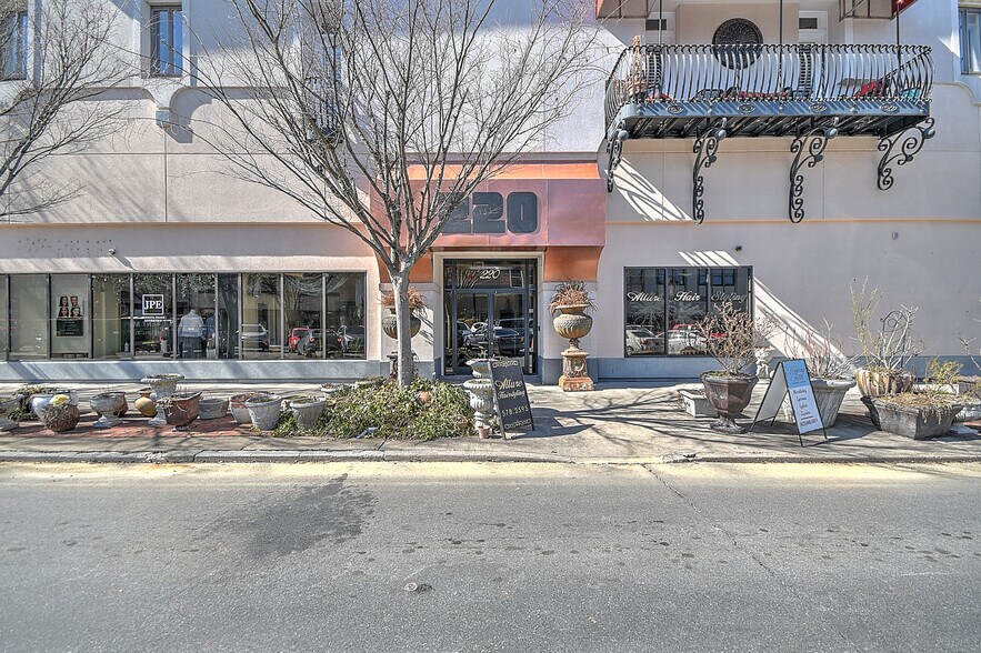 Primary Photo Of 220 Broad St, Kingsport Flex For Sale