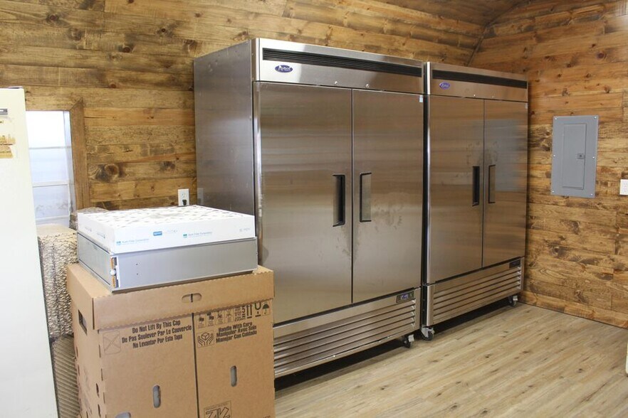 More Photos Of 339 S Highway 89, Circleville Hotel For Sale