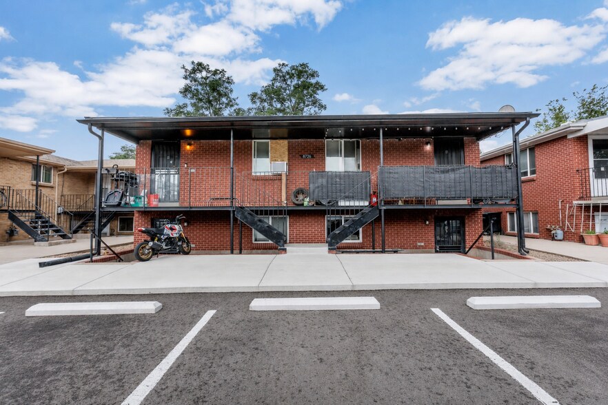 Primary Photo Of 8726 W 54th Pl, Arvada Apartments For Sale