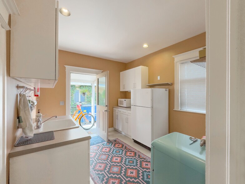 More Photos Of 702-704 N Tejon St, Colorado Springs Office Residential For Sale