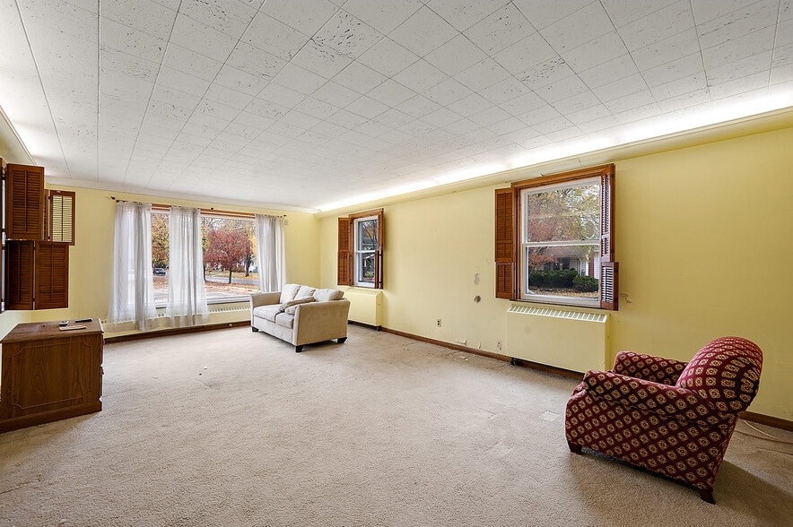 More Photos Of 22201 Woodward Ave, Ferndale Religious Facility For Sale