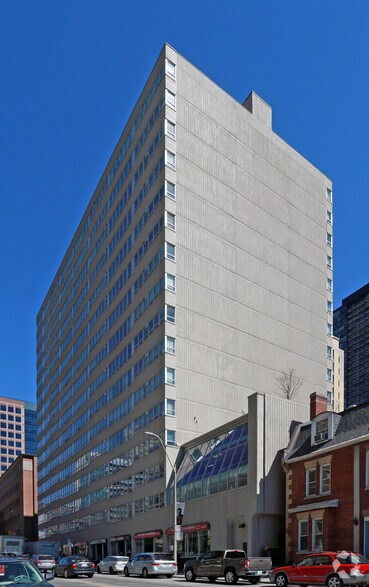 Primary Photo Of 609 Church St, Toronto Apartments For Lease