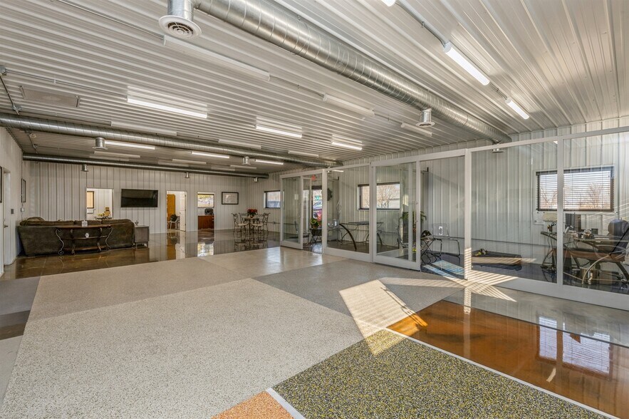 More Photos Of 33083 Ute Ave, Waukee Flex For Sale