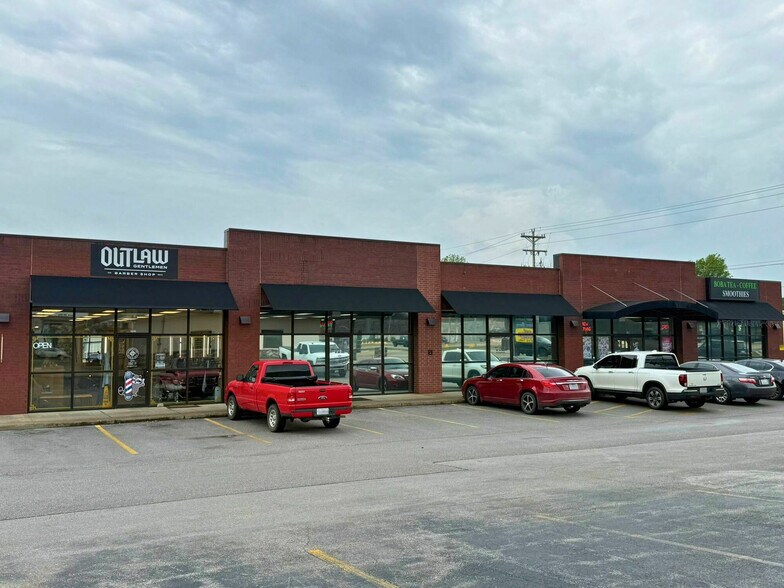 Primary Photo Of 432 S Mill St, Rogersville General Retail For Lease