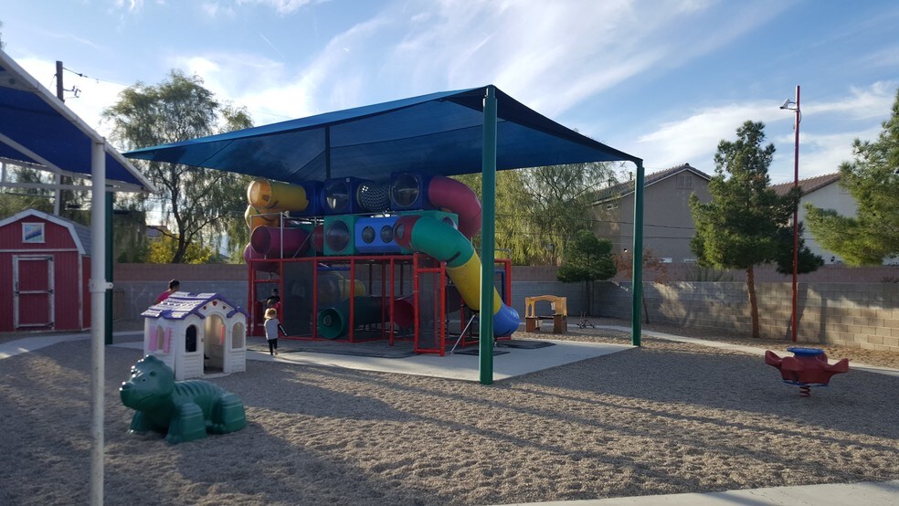 More Photos Of 5695 N Rainbow Blvd, Las Vegas Daycare Center For Lease