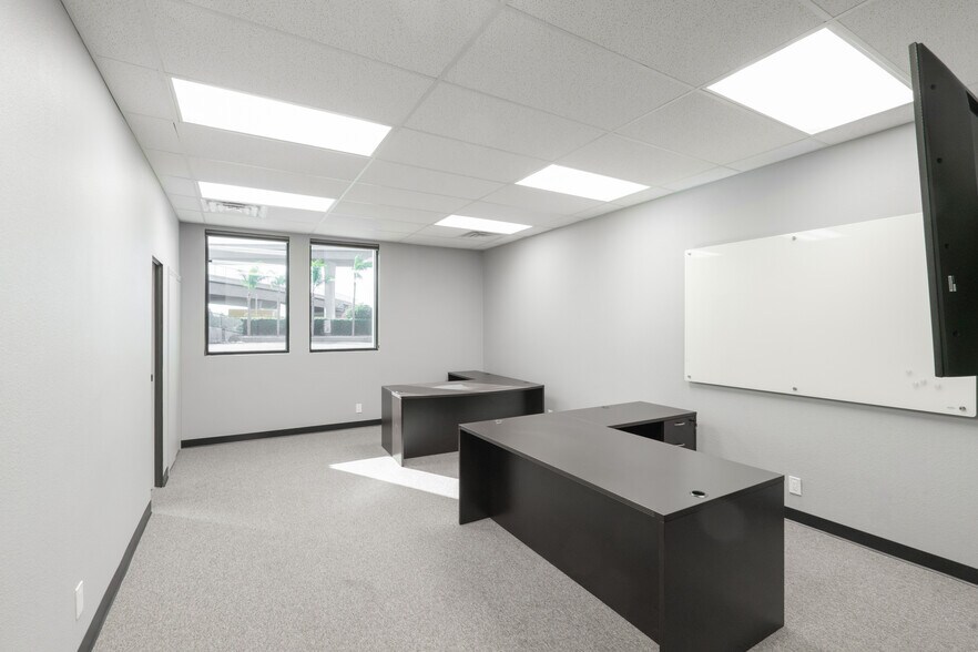 More Photos Of 2550 E Miraloma Way, Anaheim Office For Lease