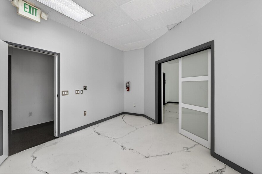 More Photos Of 4101 Rosemead Blvd, Pico Rivera Office For Lease