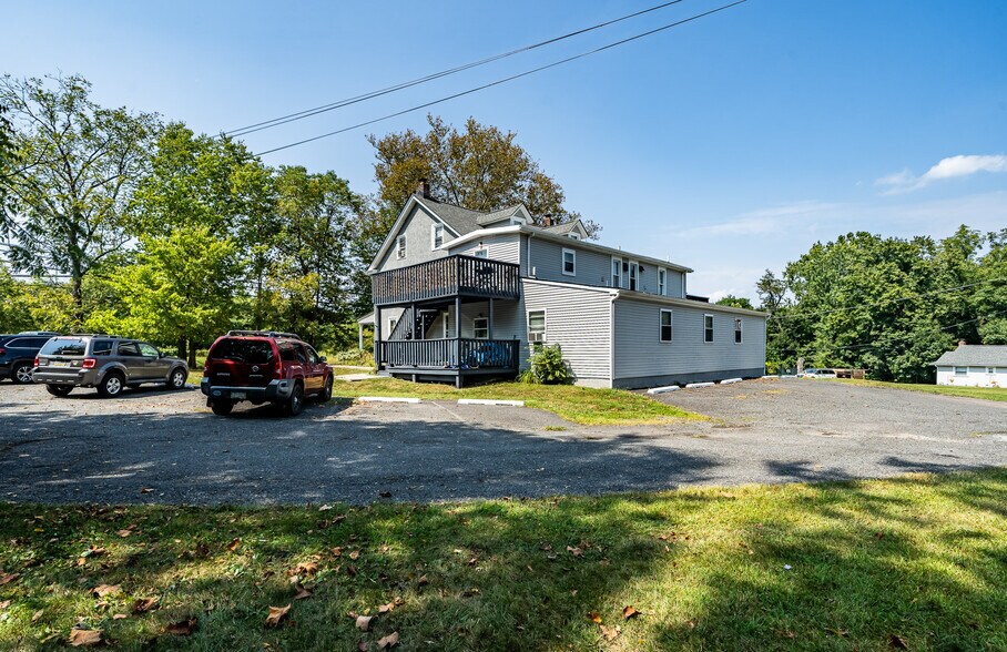 More Photos Of 530 Gravel Pike, Collegeville Apartments For Sale