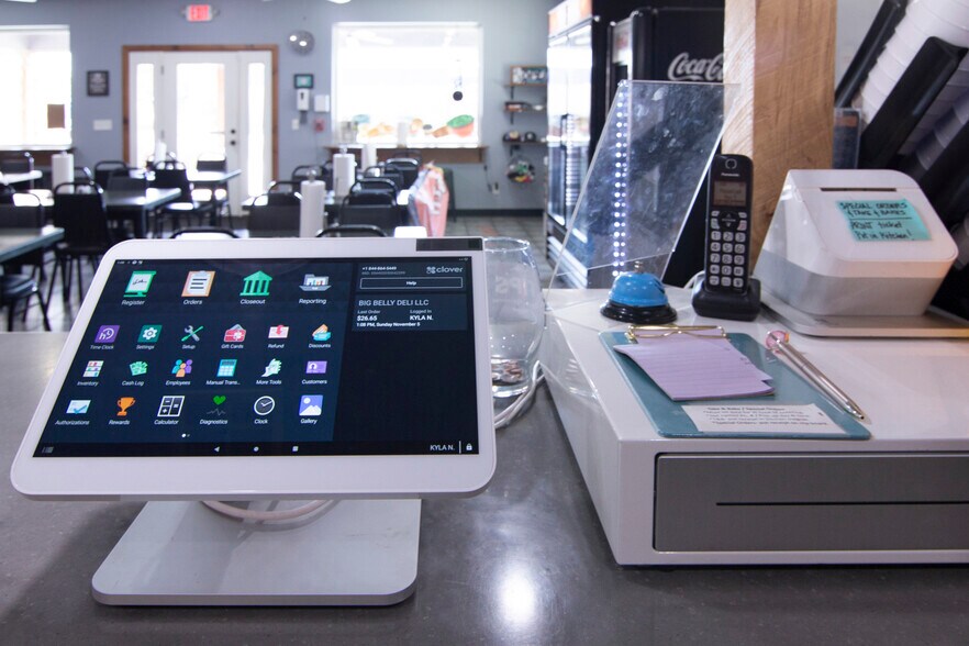 More Photos Of 407 W Main St, Marlow Restaurant For Sale