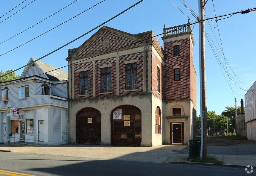 More Photos Of 907 Albany St, Schenectady Police Fire Station For Sale
