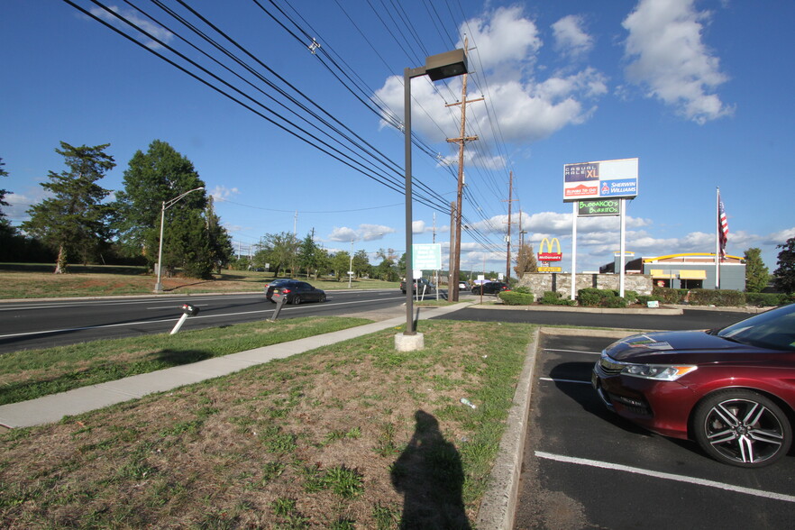 More Photos Of 936 Us Highway 22, Somerville Unknown For Lease