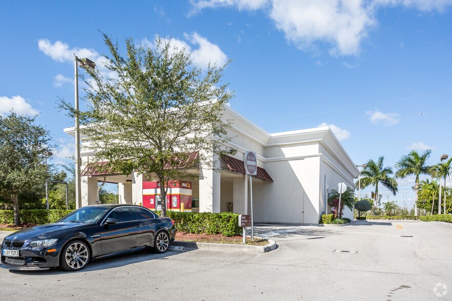 More Photos Of 14690 SW 8th St, Miami Bank For Lease