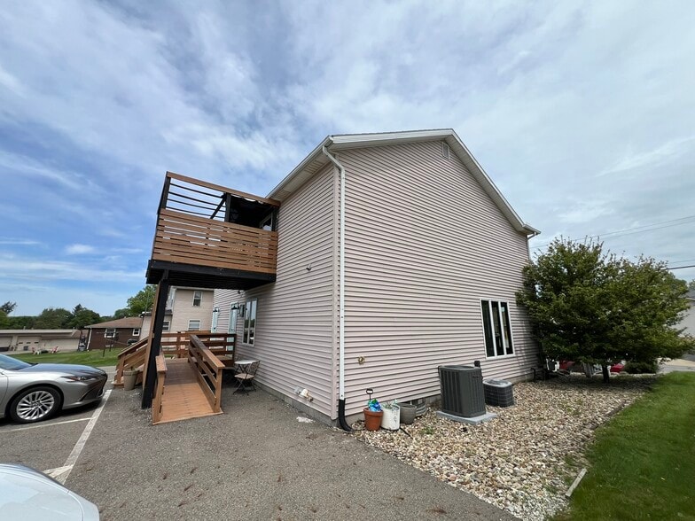 More Photos Of 8433 Cleveland Ave NW, Canton General Retail For Sale