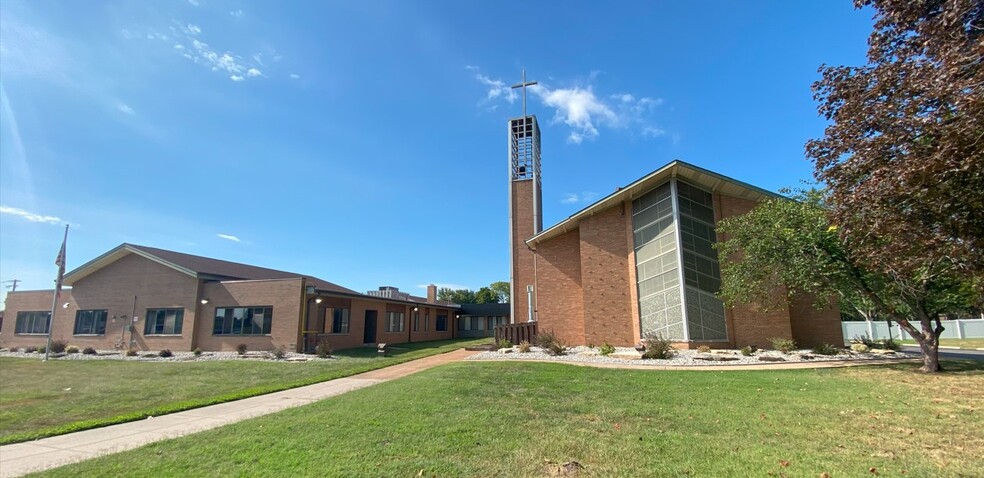 Primary Photo Of 660 Charbonier Rd, Florissant Religious Facility For Lease