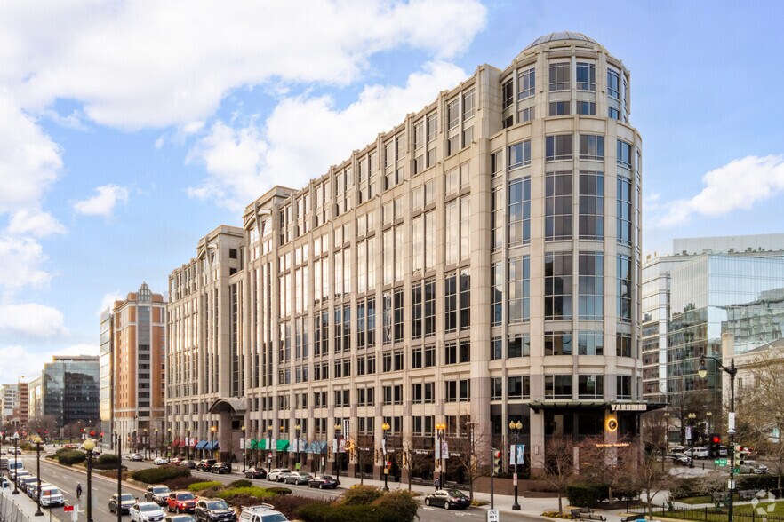 More Photos Of 901 New York Ave NW, Washington Office For Lease