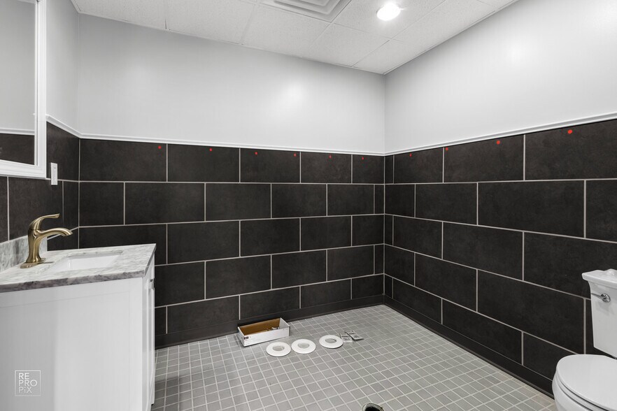 More Photos Of 6625 Columbia Ave, Hammond Restaurant For Sale