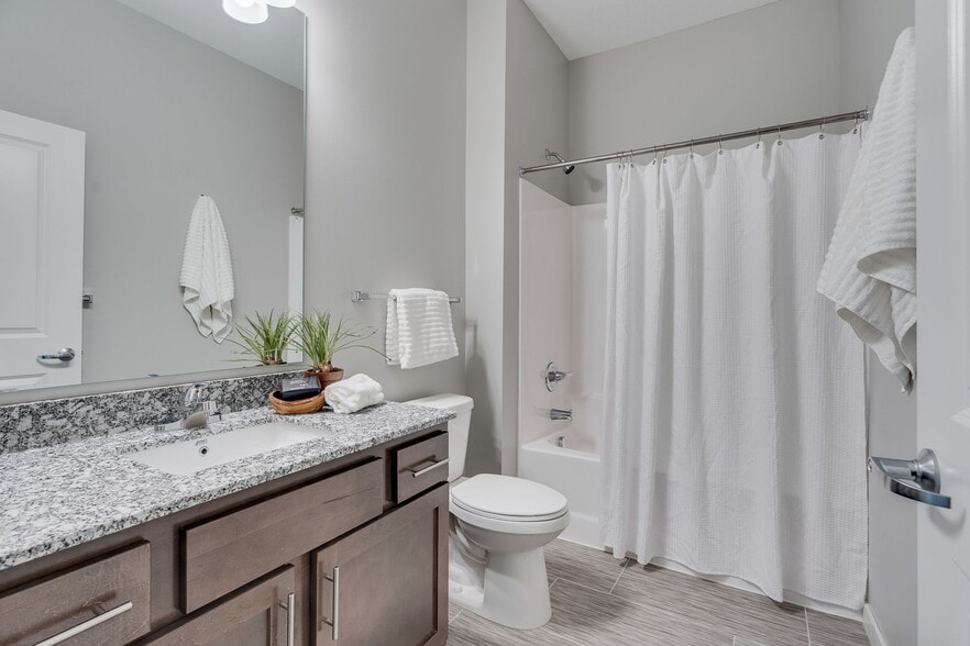 More Photos Of 1935 Park Ave, Minneapolis Apartments For Sale