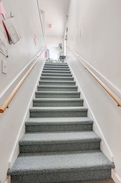 More Photos Of 217-219 Station St, Jacksonville Medical For Sale