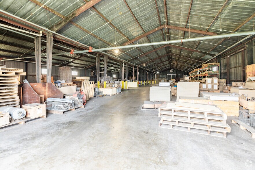 More Photos Of 900 Jefferson Ave, Newport News Manufacturing For Lease