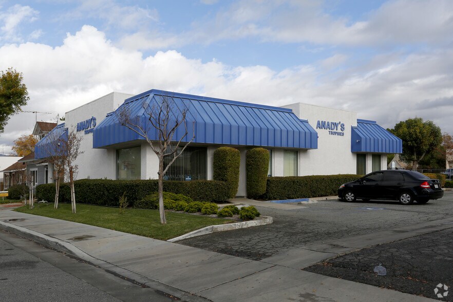 More Photos Of 128 N Juanita St, Hemet Freestanding For Sale