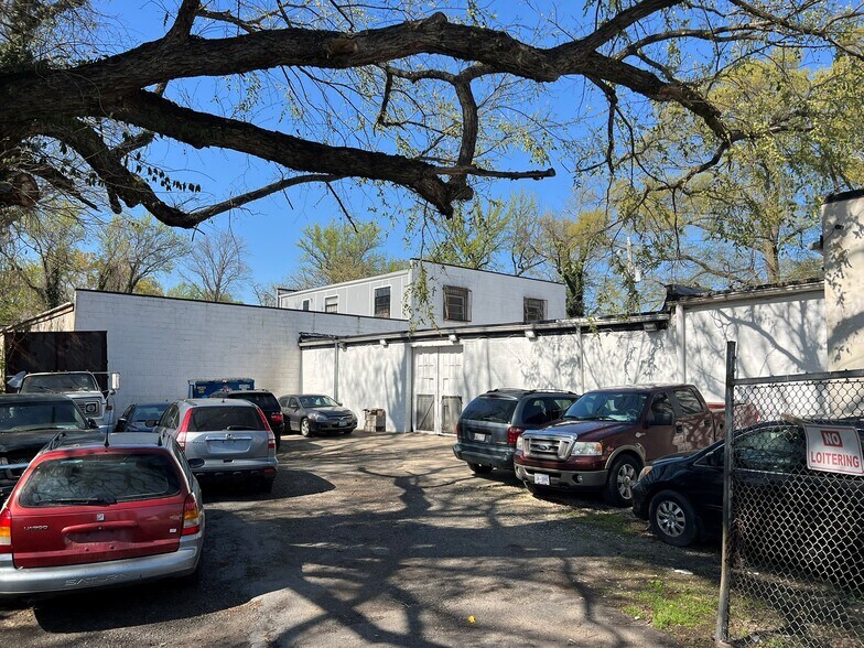 More Photos Of 6118 Old Central Ave, Capitol Heights Warehouse For Lease
