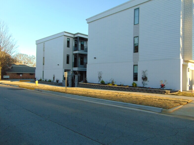 More Photos Of 512 E Mobile St, Florence Apartments For Sale