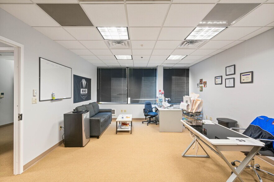More Photos Of 5350 Shawnee Rd, Alexandria Medical For Sale
