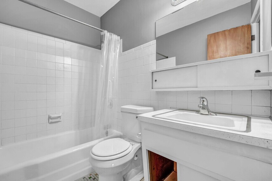 More Photos Of 818-850 S Green Rd, South Euclid Apartments For Sale