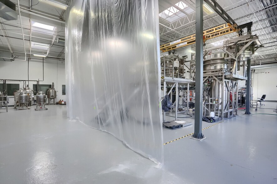 More Photos Of 150 Gamma Dr, Pittsburgh Light Manufacturing For Lease