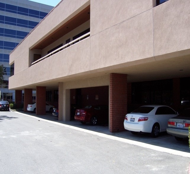 More Photos Of 888 W Santa Ana Blvd, Santa Ana Medical For Sale