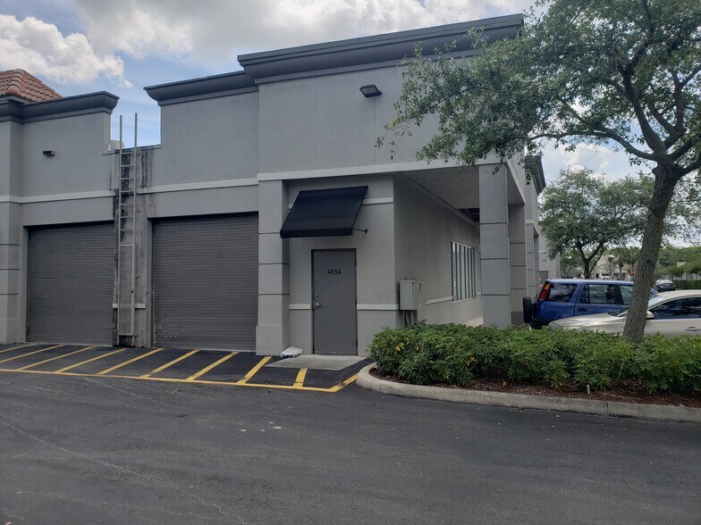 More Photos Of 4644 Coral Ridge Dr, Coral Springs Service For Lease