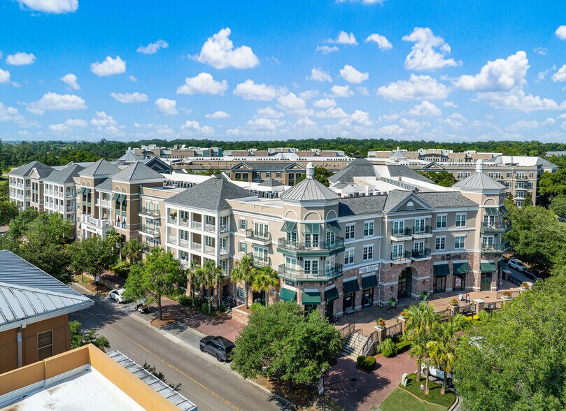 More Photos Of 211 River Landing Dr, Daniel Island Apartments For Lease