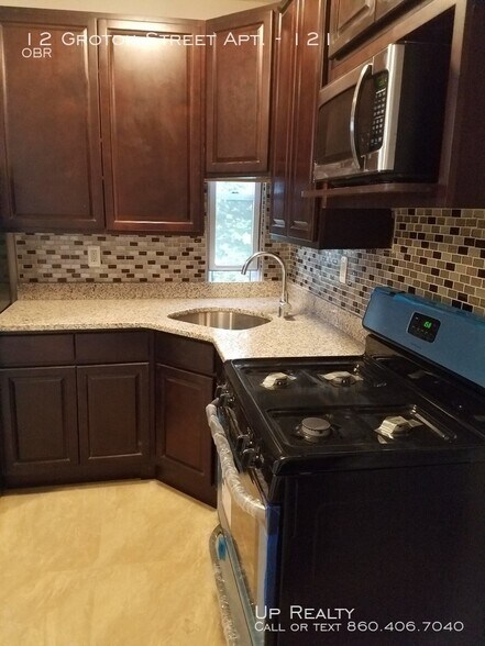 More Photos Of 12-16 Groton St, Hartford Apartments For Sale