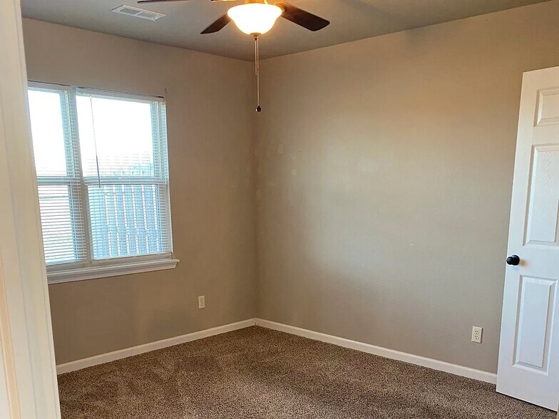 More Photos Of 2804 E 9th Ave, Winfield Apartments For Sale