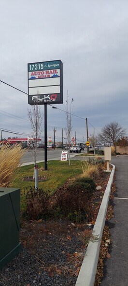 More Photos Of 17315 E Sprague Ave, Spokane Valley Flex For Lease