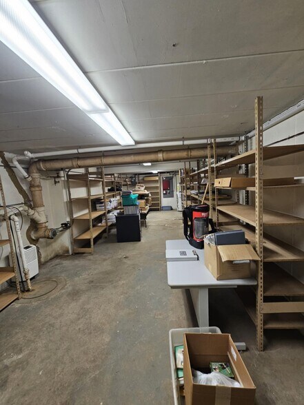 More Photos Of 8107 Ridgeway Ave, Skokie Warehouse For Sale