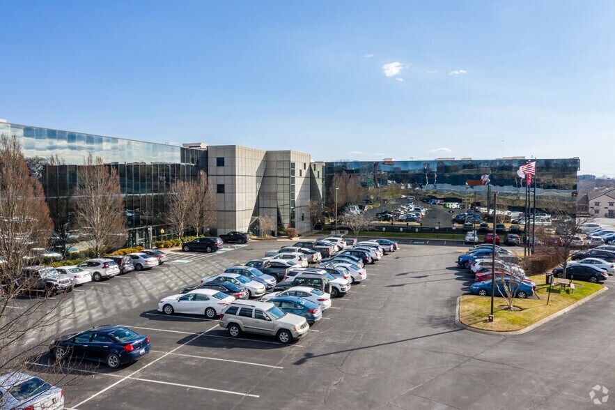 More Photos Of 2451 Atrium Way, Nashville Office For Lease