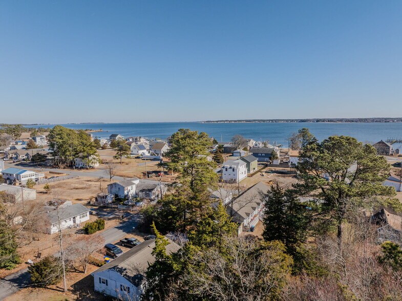 More Photos Of 28420 Delaware Ave, Millsboro Apartments For Sale