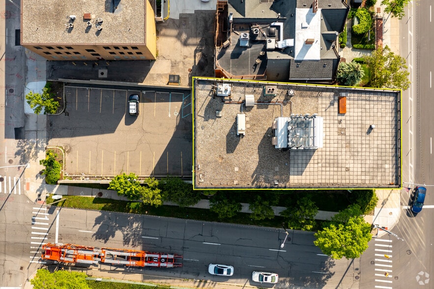 More Photos Of 965 E Jefferson Ave, Detroit Office For Sale