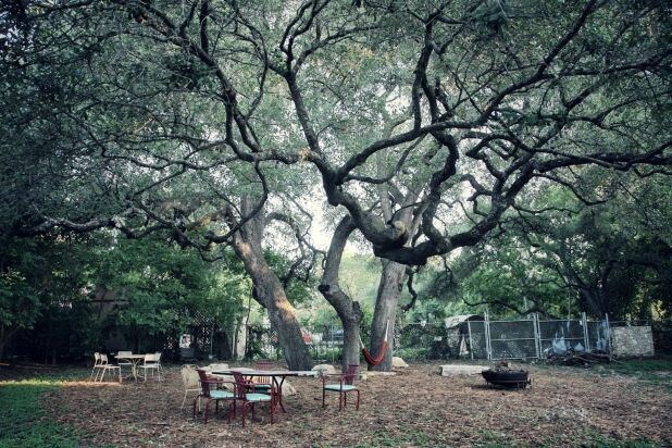 More Photos Of 409-411 Monroe W, Austin Office For Lease