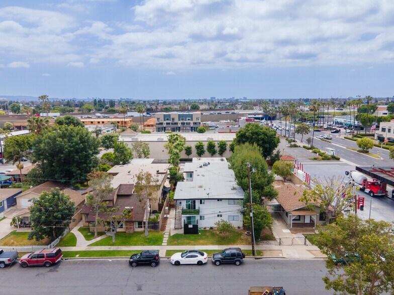 Primary Photo Of 1032 Bonita St, Tustin Apartments For Sale