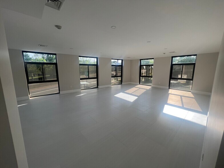 More Photos Of 345 Boylston St, Newton Office For Lease