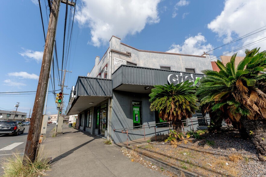 More Photos Of 1010 Kaili St, Honolulu Storefront Retail Residential For Sale