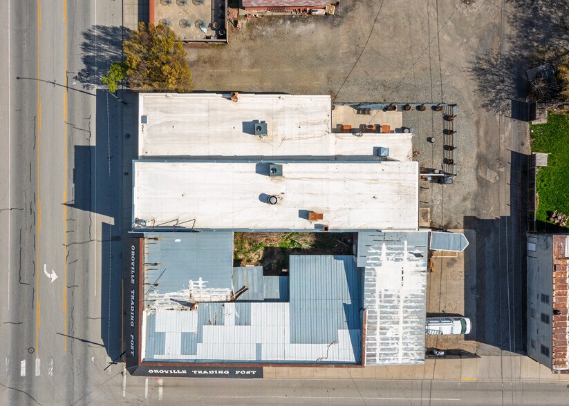 More Photos Of 1307 Main St, Oroville Bar For Sale